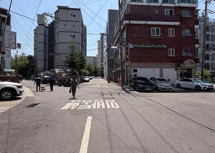 Апартаменты 감도 感度, 영등포 양옥스테이, Airport Bus Stop Сеул